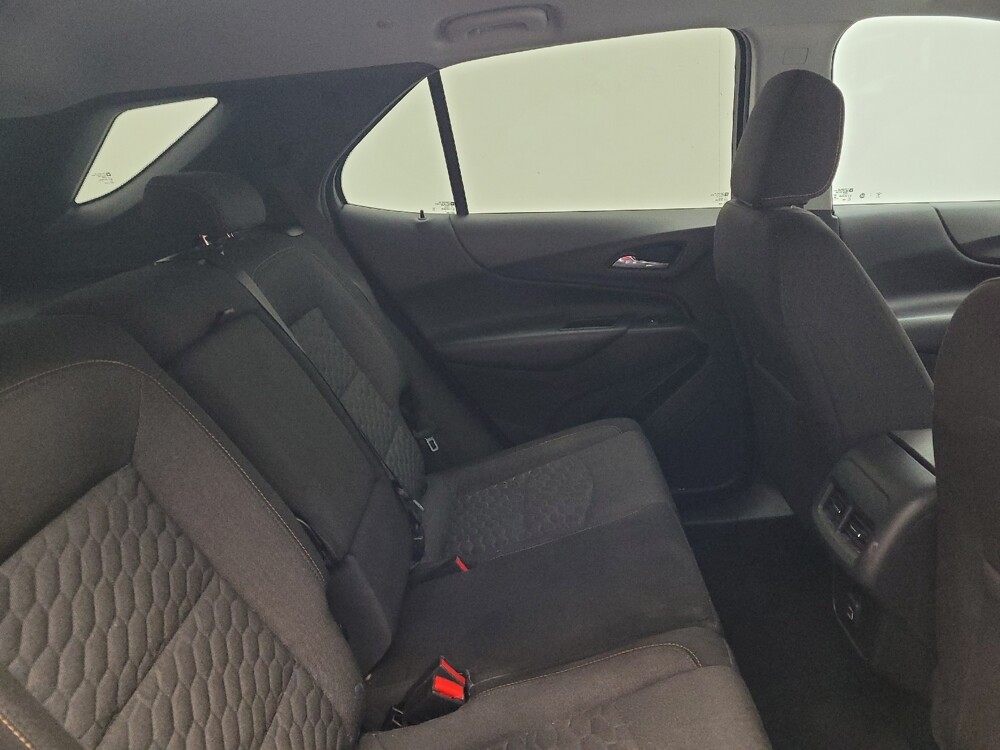 2020 Chevrolet Equinox in Fayetteville, NC 28304 - 18092028 19