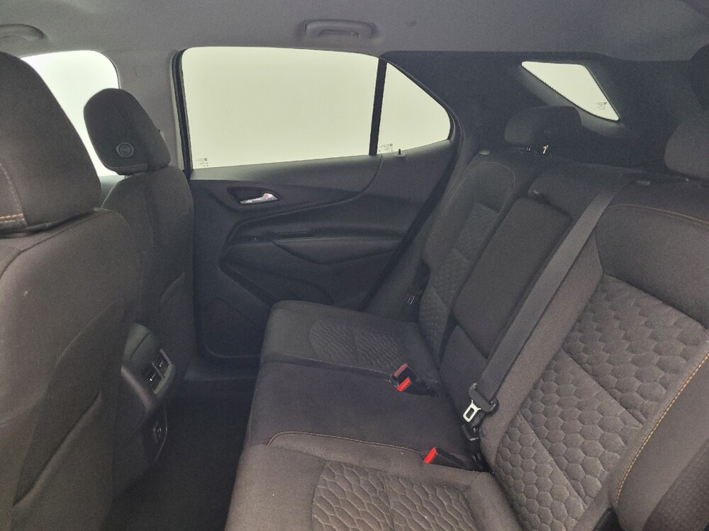 2020 Chevrolet Equinox in Fayetteville, NC 28304 - 18092028 18