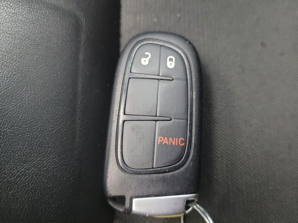 2019 Jeep Cherokee in Ft Wayne, IN 46805 - 18092029 32