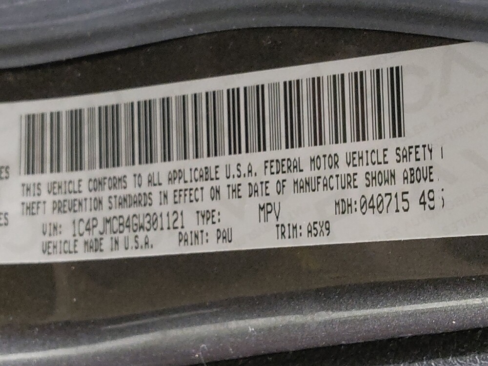 2016 Jeep Cherokee in Columbia, SC 29210 - 18092030 33