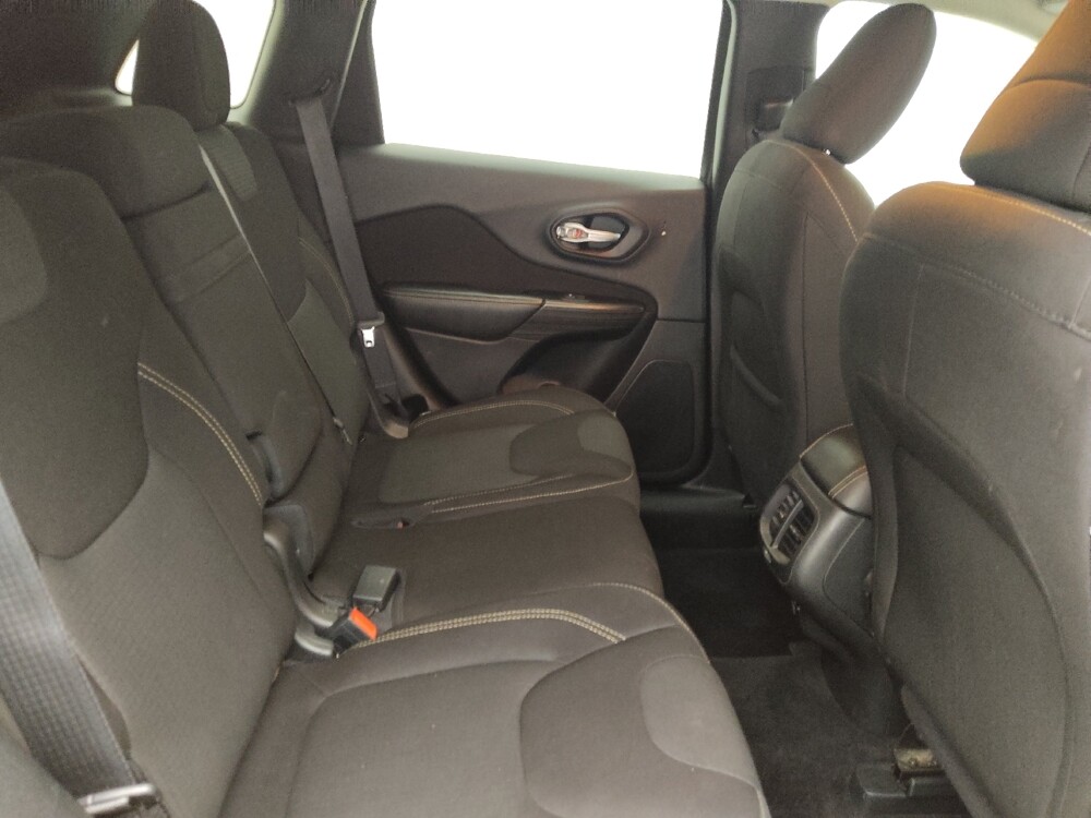 2016 Jeep Cherokee in Columbia, SC 29210 - 18092030 19