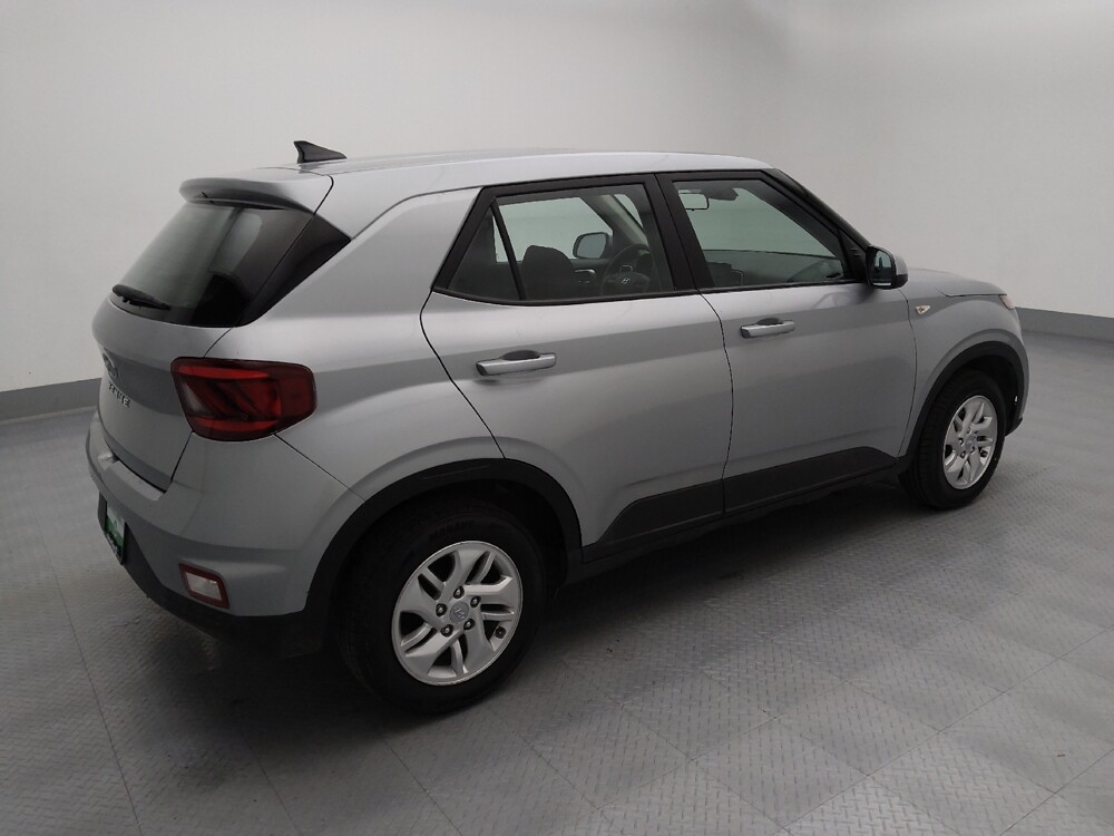 2021 Hyundai Venue in Gladstone, MO 64118 - 18092031 10