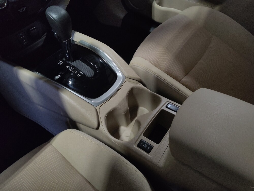 2016 Nissan Rogue in Miami, FL 33157 - 18092040 26