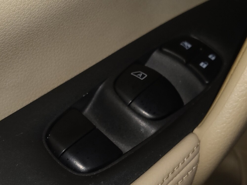 2016 Nissan Rogue in Miami, FL 33157 - 18092040 27