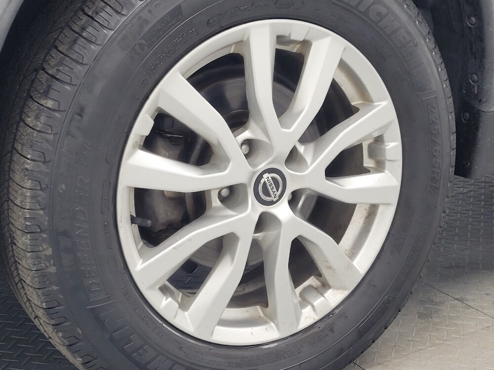 2018 Nissan Rogue in Madison, TN 37115 - 18092047 31