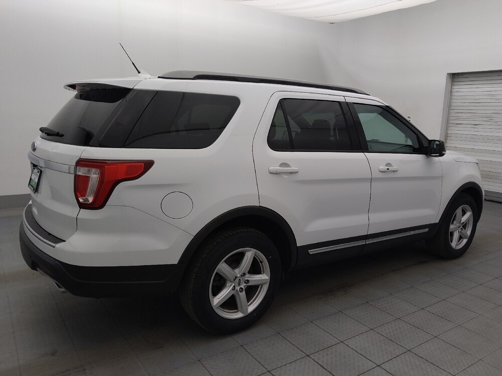 2018 Ford Explorer in Fort Myers, FL 33907 - 18092048 10