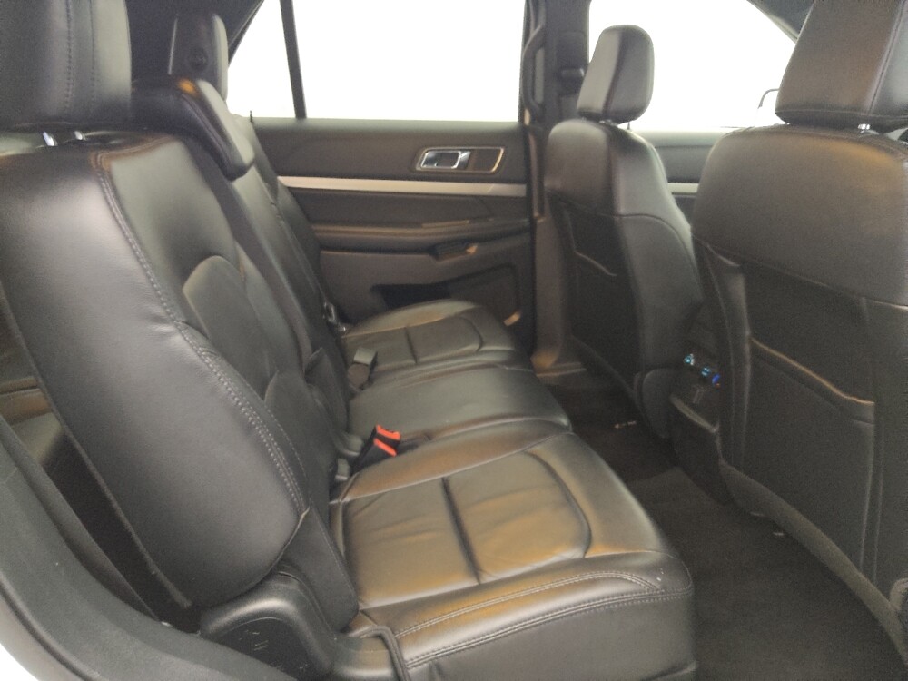 2018 Ford Explorer in Fort Myers, FL 33907 - 18092048 19