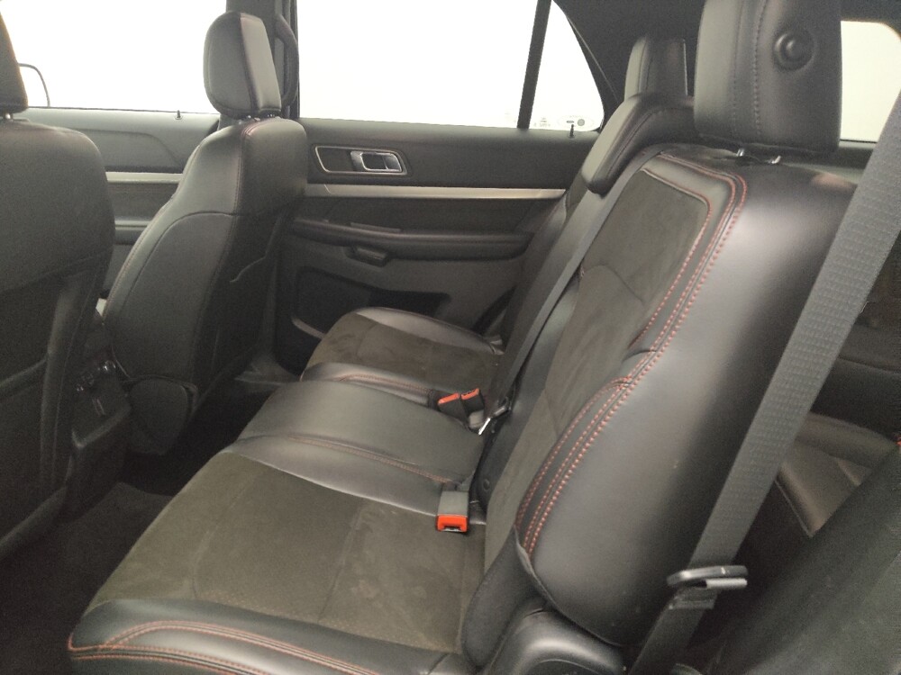 2018 Ford Explorer in Lakeland, FL 33815 - 18092049 18