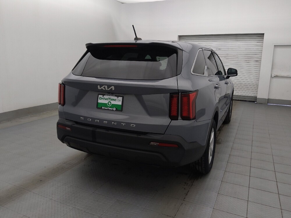 2022 Kia Sorento in Bradenton, FL 34207 - 18092051 7