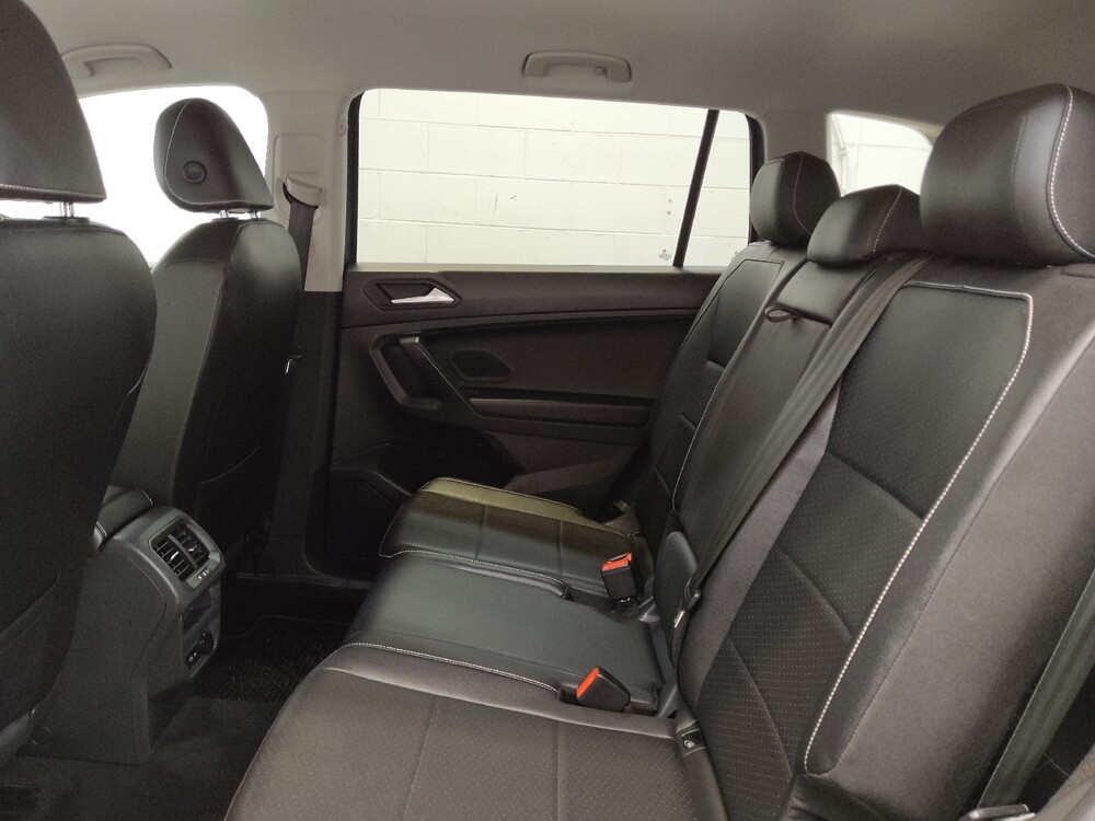 2021 Volkswagen Tiguan in Cincinnati, OH 45255 - 18092067 18