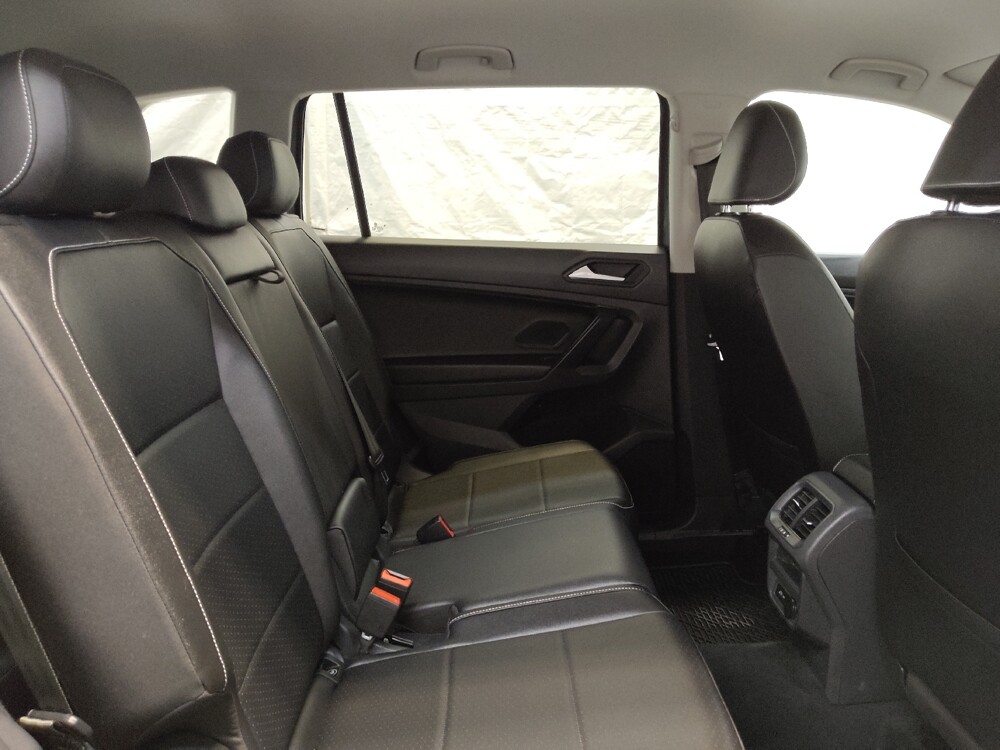 2021 Volkswagen Tiguan in Cincinnati, OH 45255 - 18092067 19