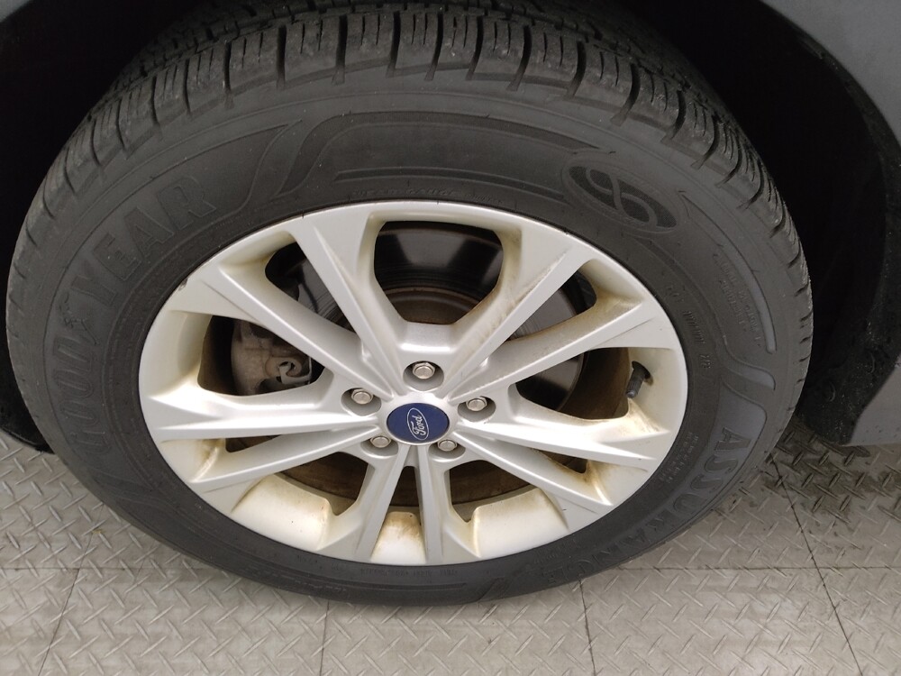 2018 Ford Escape in Columbia, SC 29210 - 18092068 31