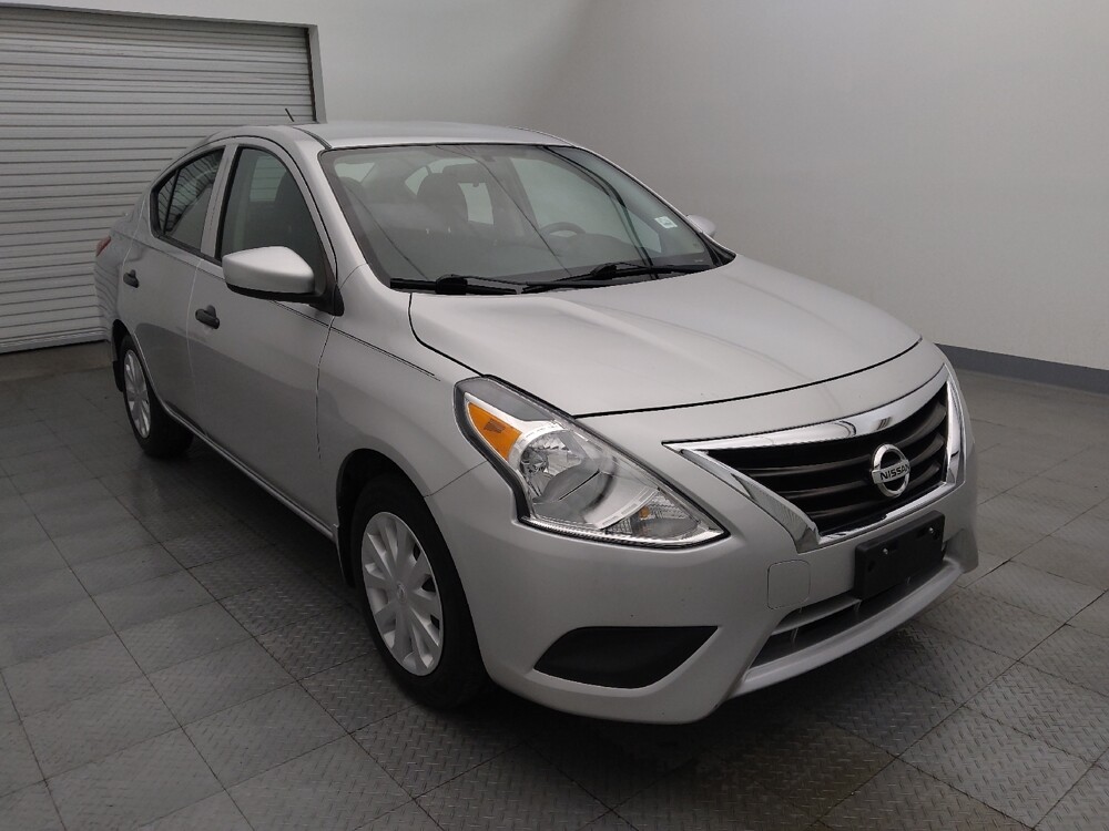 2019 Nissan Versa in Houston, TX 77060 - 18092070 13