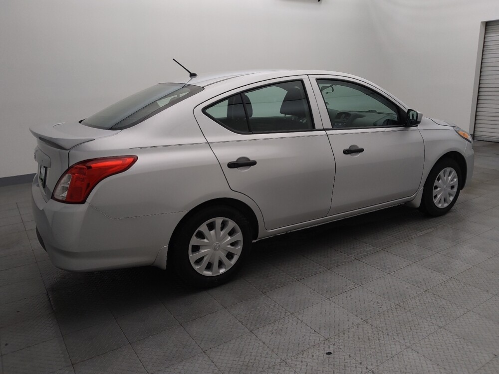 2019 Nissan Versa in Houston, TX 77060 - 18092070 10