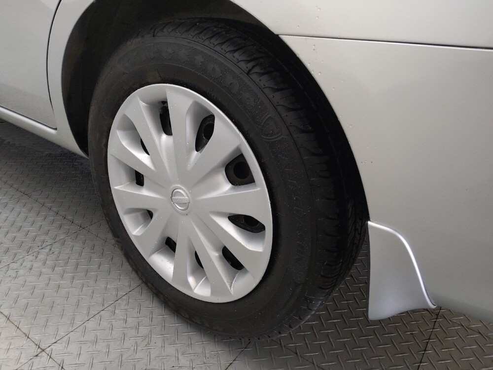 2019 Nissan Versa in Houston, TX 77060 - 18092070 31