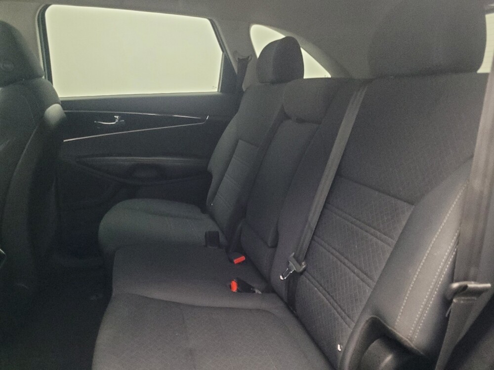 2018 Kia Sorento in Columbus, GA 31909 - 18092073 18