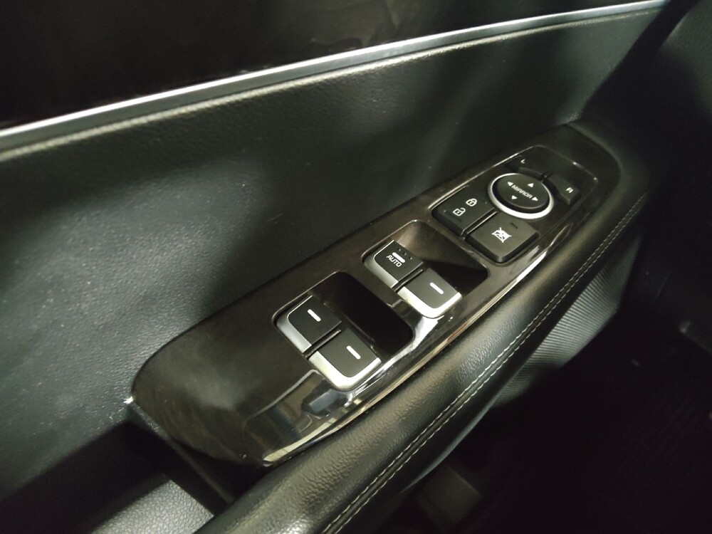 2018 Kia Sorento in Columbus, GA 31909 - 18092073 27