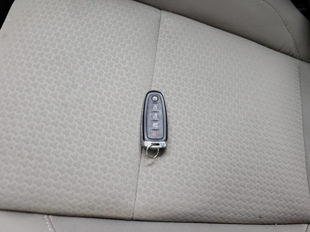 2019 Ford Escape in Pittsburgh, PA 15236 - 18092075 32