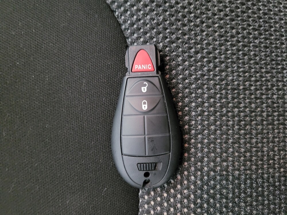 2021 Jeep Cherokee in Memphis, TN 38115 - 18092076 32