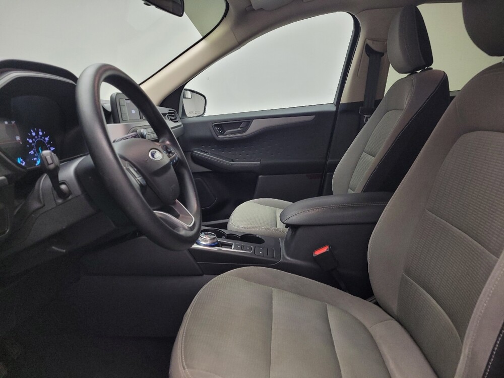 2020 Ford Escape in Taylor, MI 48180 - 18092083 17