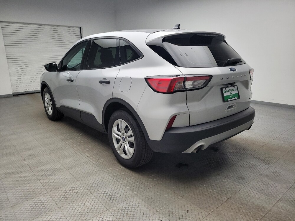 2020 Ford Escape in Taylor, MI 48180 - 18092083 5