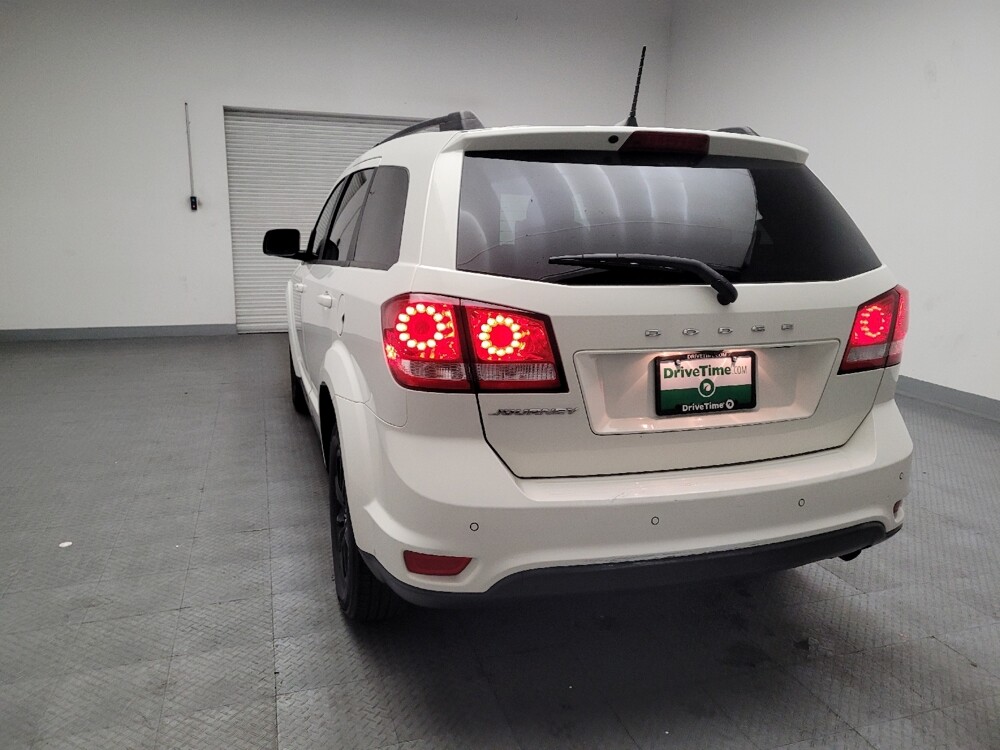 2019 Dodge Journey in Downey, CA 90241 - 18092087 6