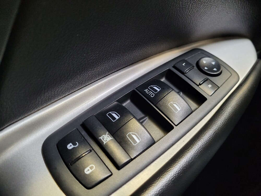 2019 Dodge Journey in Downey, CA 90241 - 18092087 27