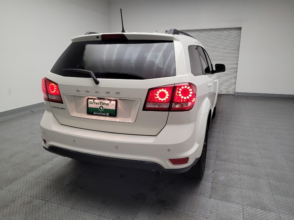 2019 Dodge Journey in Downey, CA 90241 - 18092087 7