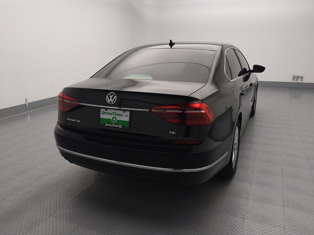 2018 Volkswagen Passat in Independence, MO 64055 - 18092088 7