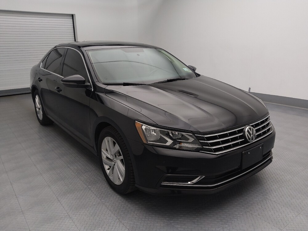 2018 Volkswagen Passat in Independence, MO 64055 - 18092088 13