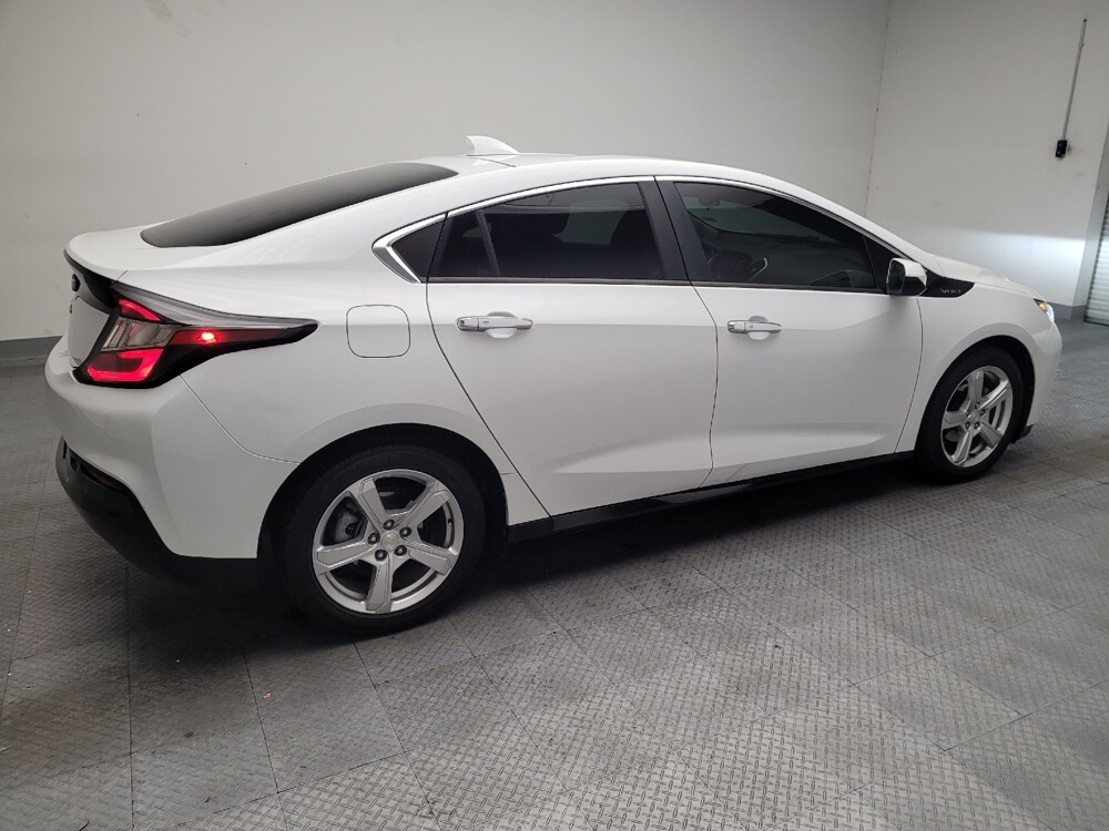 2017 Chevrolet Volt in Downey, CA 90241 - 18092090 10