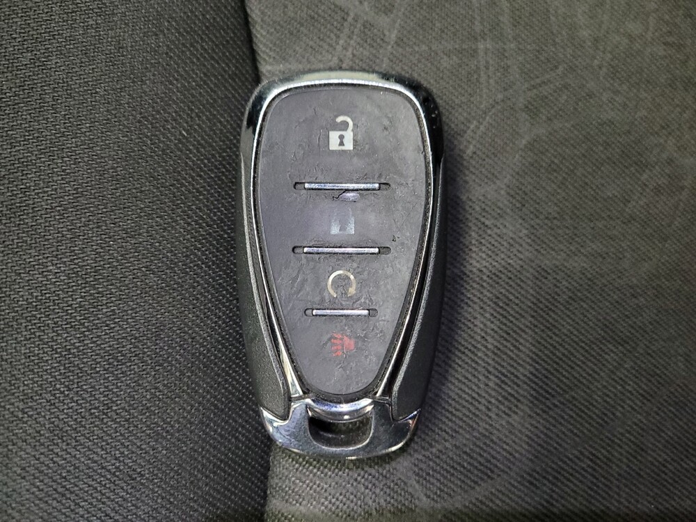 2017 Chevrolet Volt in Downey, CA 90241 - 18092090 32