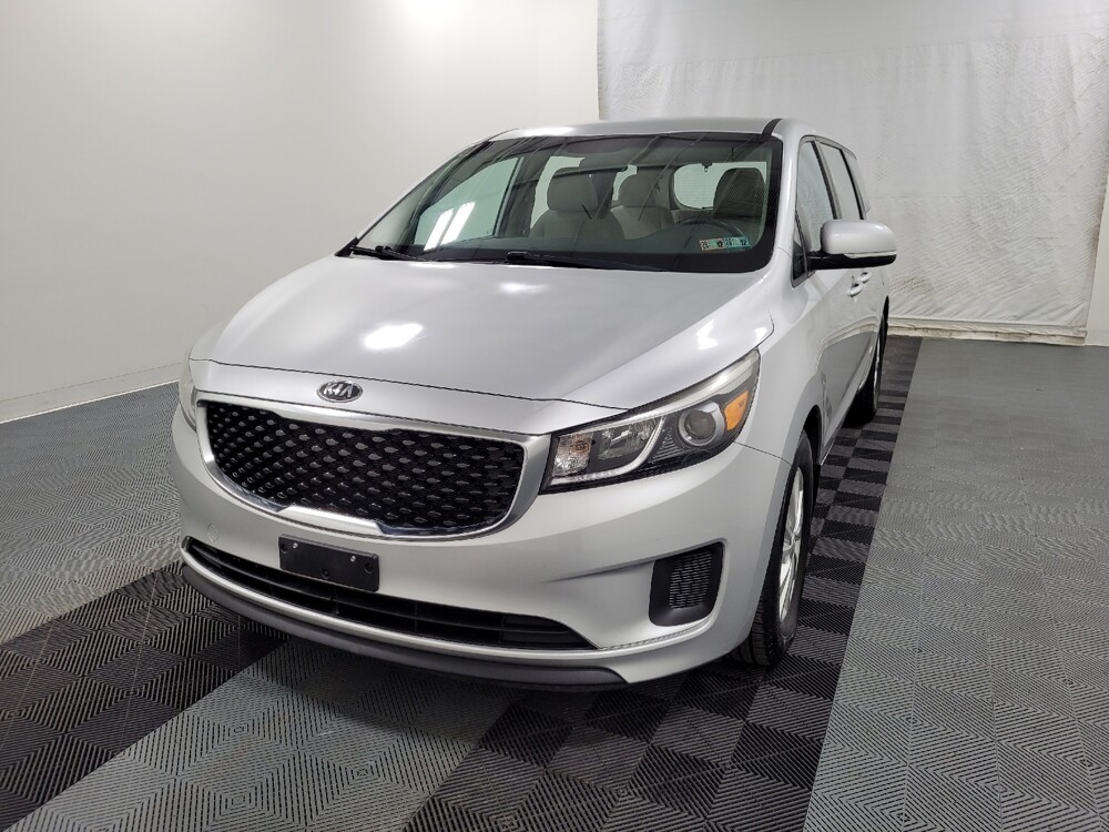 2016 Kia Sedona in Pittsburgh, PA 15236 - 18092095 15