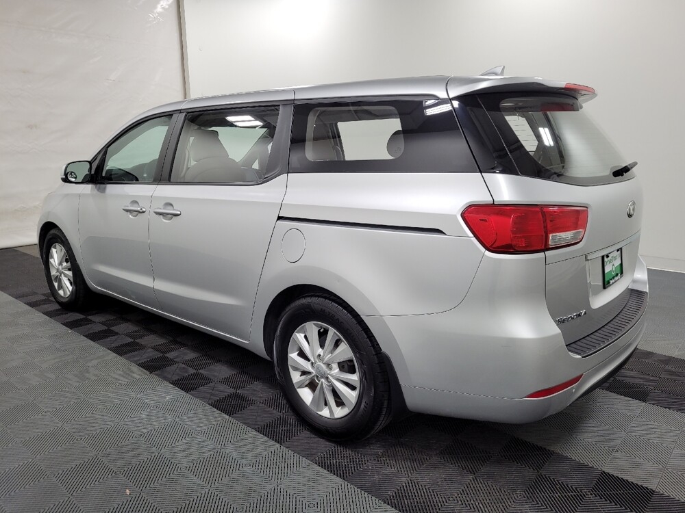 2016 Kia Sedona in Pittsburgh, PA 15236 - 18092095 3