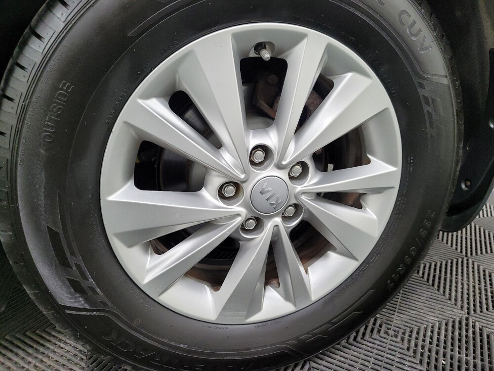 2016 Kia Sedona in Pittsburgh, PA 15236 - 18092095 31