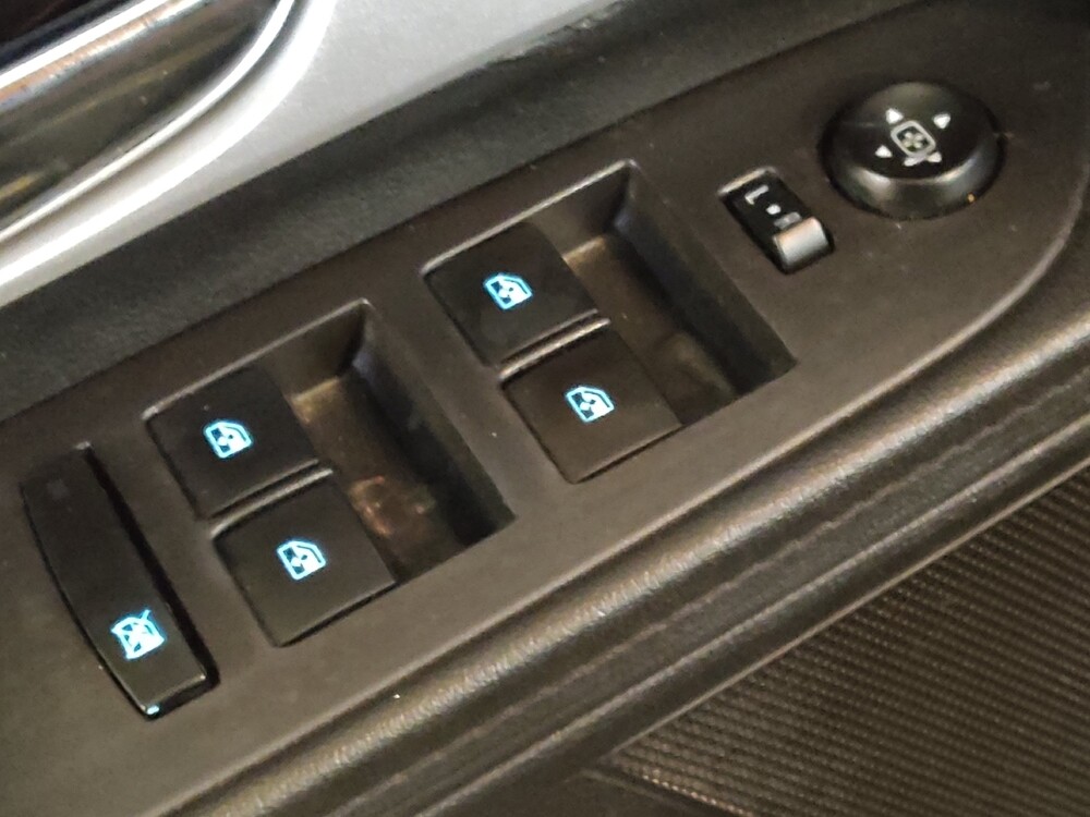 2016 Chevrolet Equinox in Greenville, SC 29607 - 18092099 27