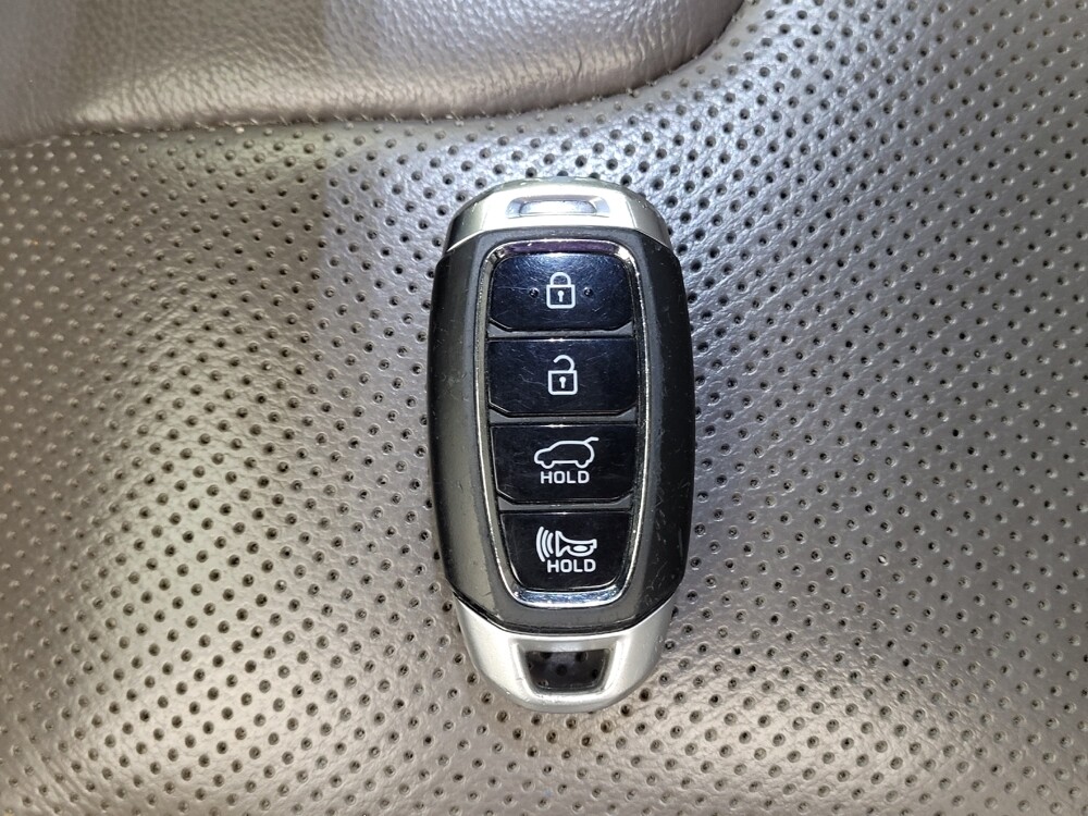 2020 Hyundai Santa Fe in Greenville, SC 29607 - 18092100 32