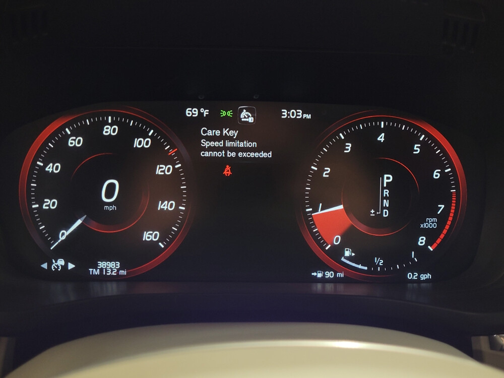 2021 Volvo XC60 in Fort Worth, TX 76116 - 18092102 23