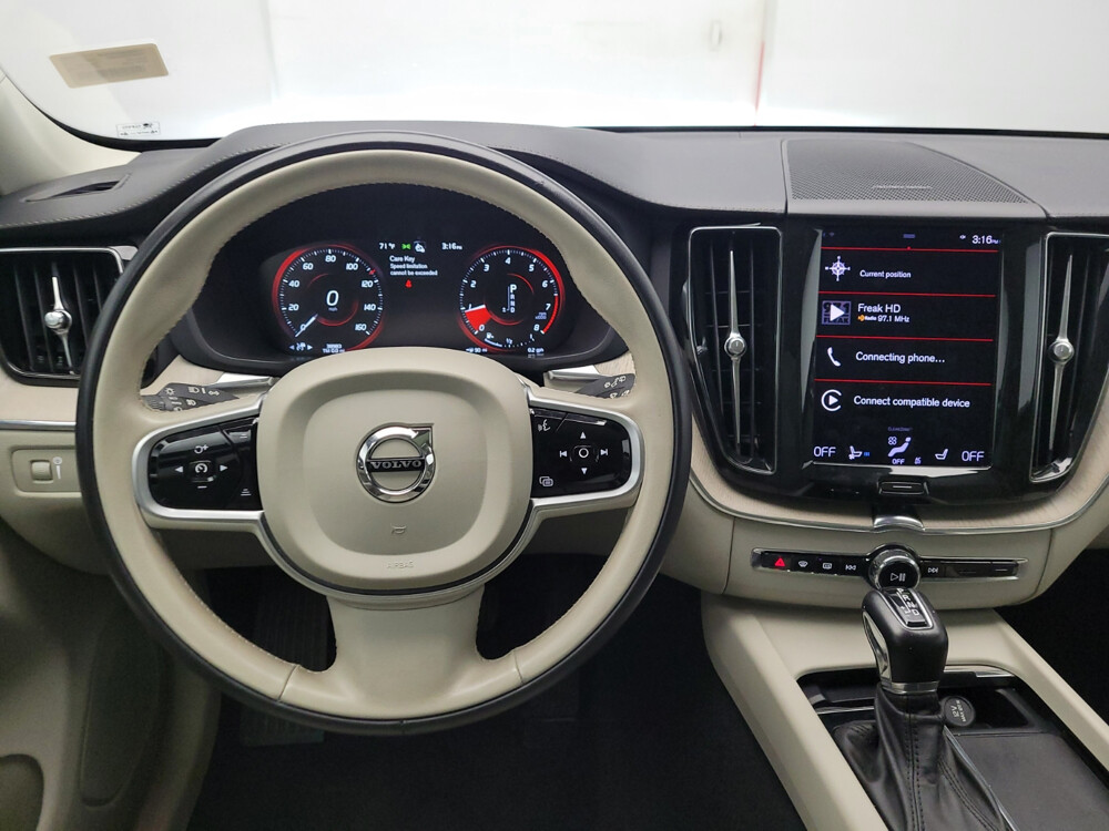 2021 Volvo XC60 in Fort Worth, TX 76116 - 18092102 22
