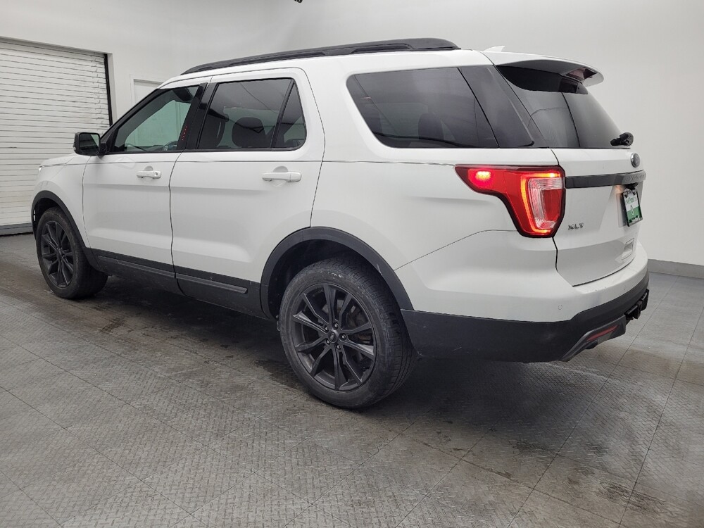 2017 Ford Explorer in Greenville, SC 29607 - 18092103 3