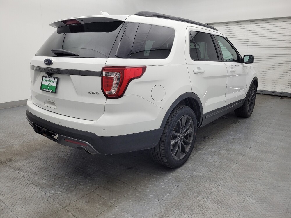2017 Ford Explorer in Greenville, SC 29607 - 18092103 9