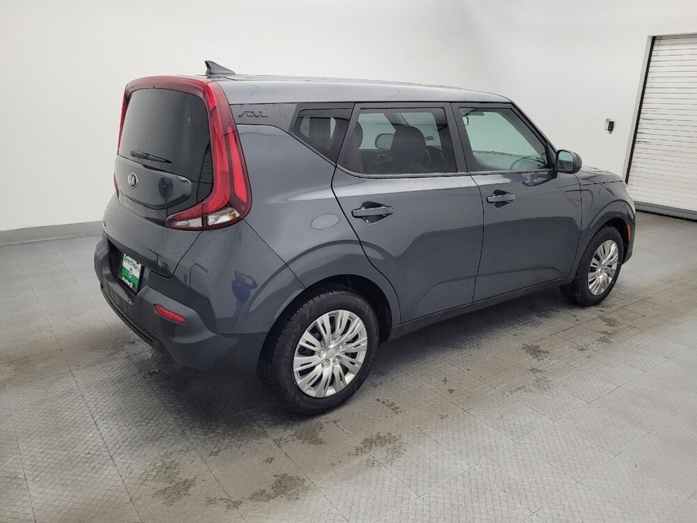 2021 Kia Soul in Charlotte, NC 28213 - 18092105 10