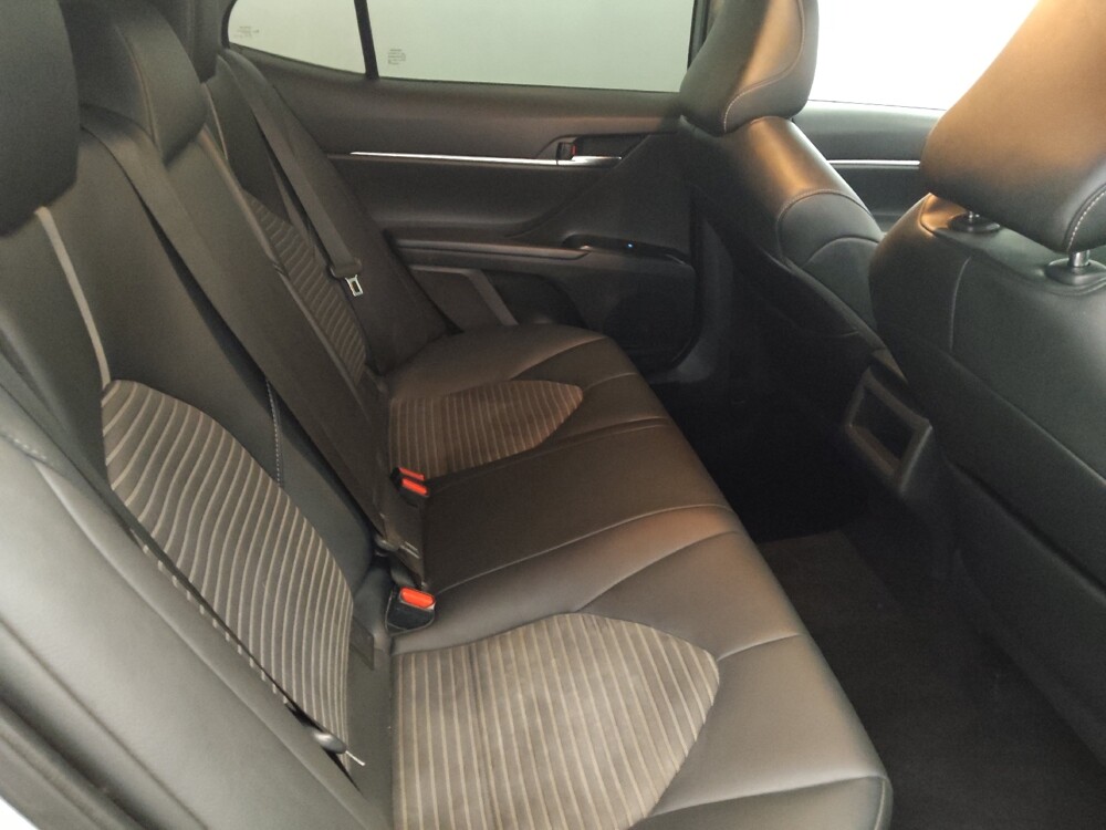 2020 Toyota Camry in Glen Burnie, MD 21061 - 18092106 19