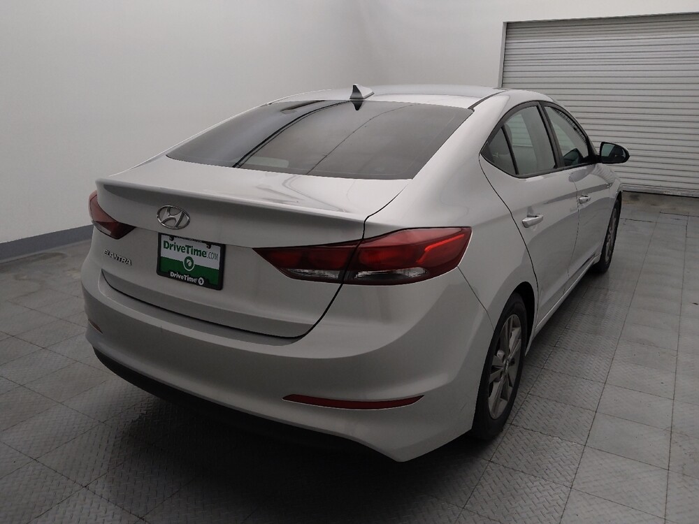 2018 Hyundai Elantra in Baton Rouge, LA 70816 - 18092110 7