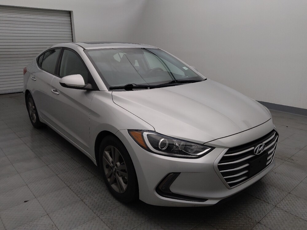 2018 Hyundai Elantra in Baton Rouge, LA 70816 - 18092110 13