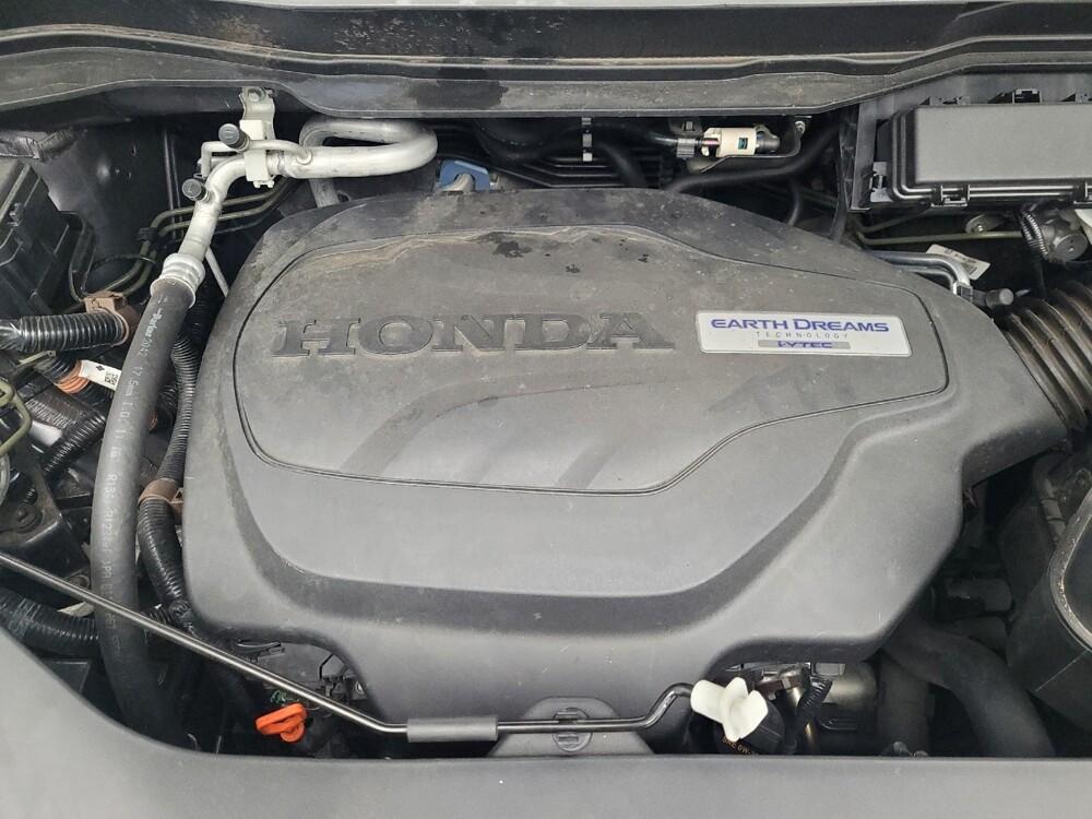 2018 Honda Pilot in Madison, TN 37115 - 18092115 30