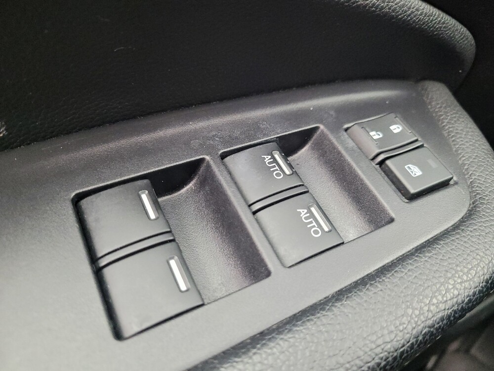 2018 Honda Pilot in Madison, TN 37115 - 18092115 27