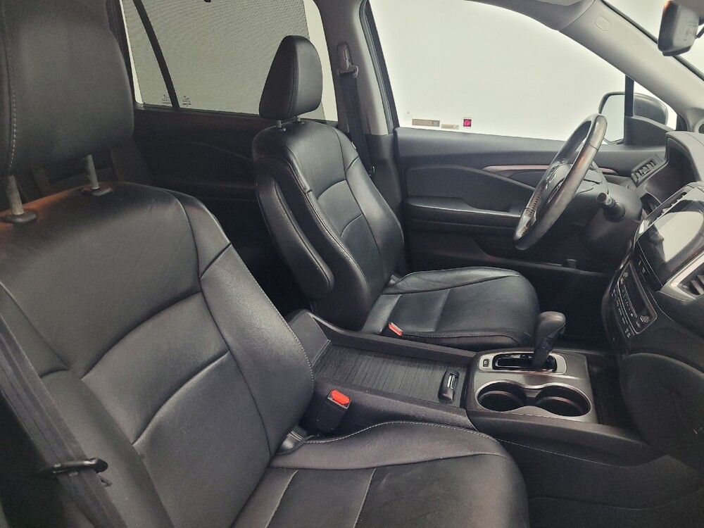 2018 Honda Pilot in Madison, TN 37115 - 18092115 21