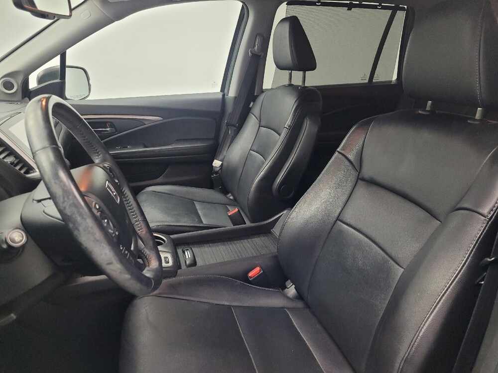 2018 Honda Pilot in Madison, TN 37115 - 18092115 17