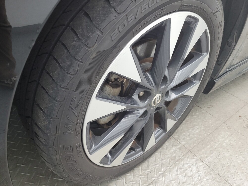 2018 Nissan Sentra in Charlotte, NC 28213 - 18092125 31